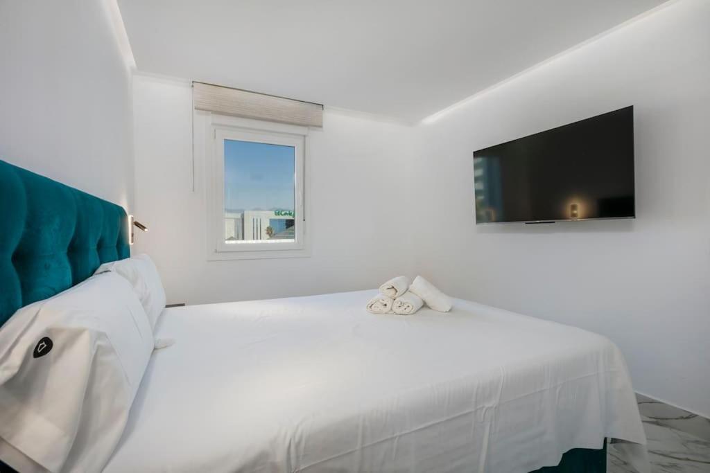 Apartemen Modern 1 Bedroom In Puerto Banus - Rdr399